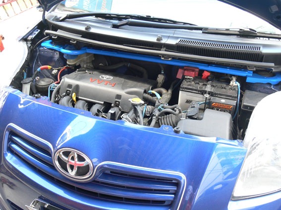 yaris engine